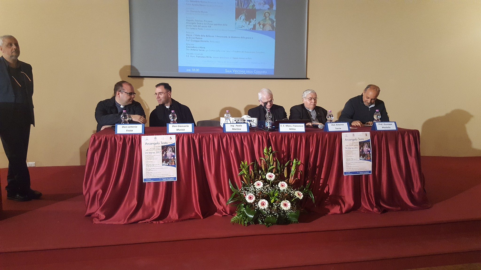 Un incontro per studiare le tre Marie realizzate da Arcangelo Testa