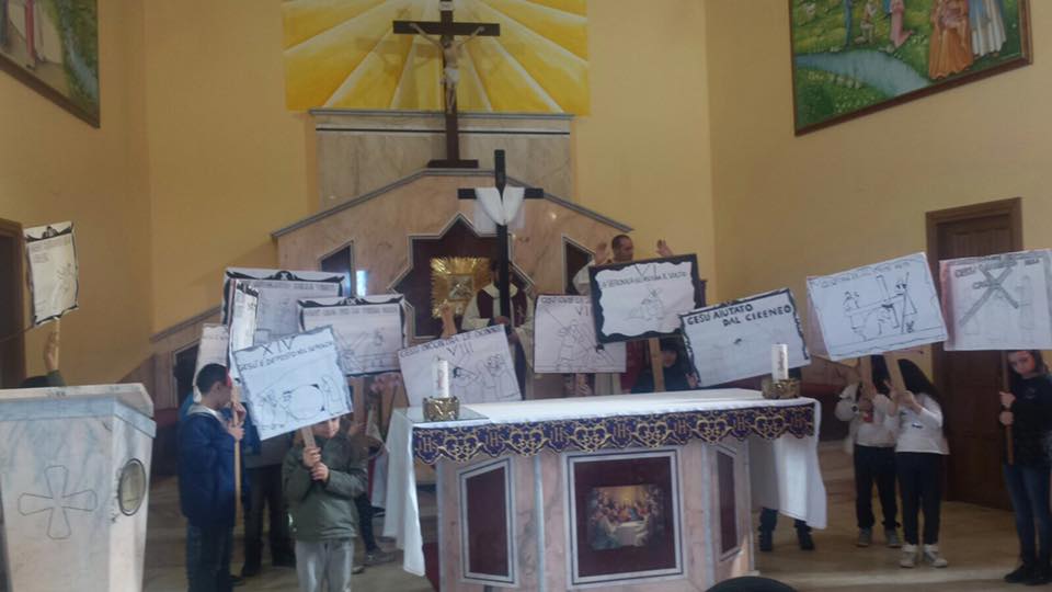 Via Crucis comunitaria dei bambini tra le parrocchie di Galatro e Feroleto