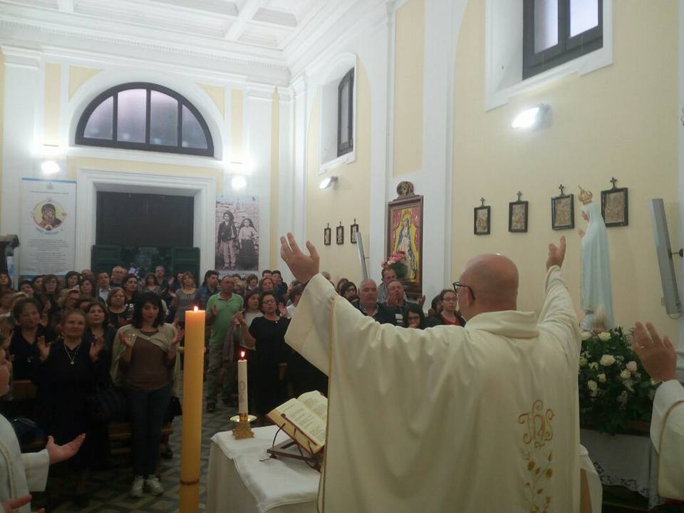 La visita della Madonna pellegrina a Cannavà