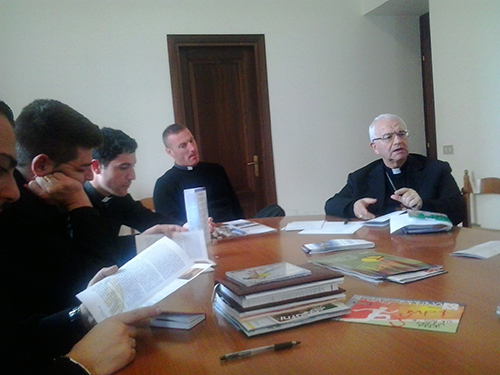 L’incontro del clero giovane con don Samuele Marelli