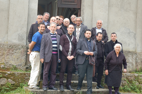 Il Vescovo a San Pietro di Carida’ incontra il Clero giovane