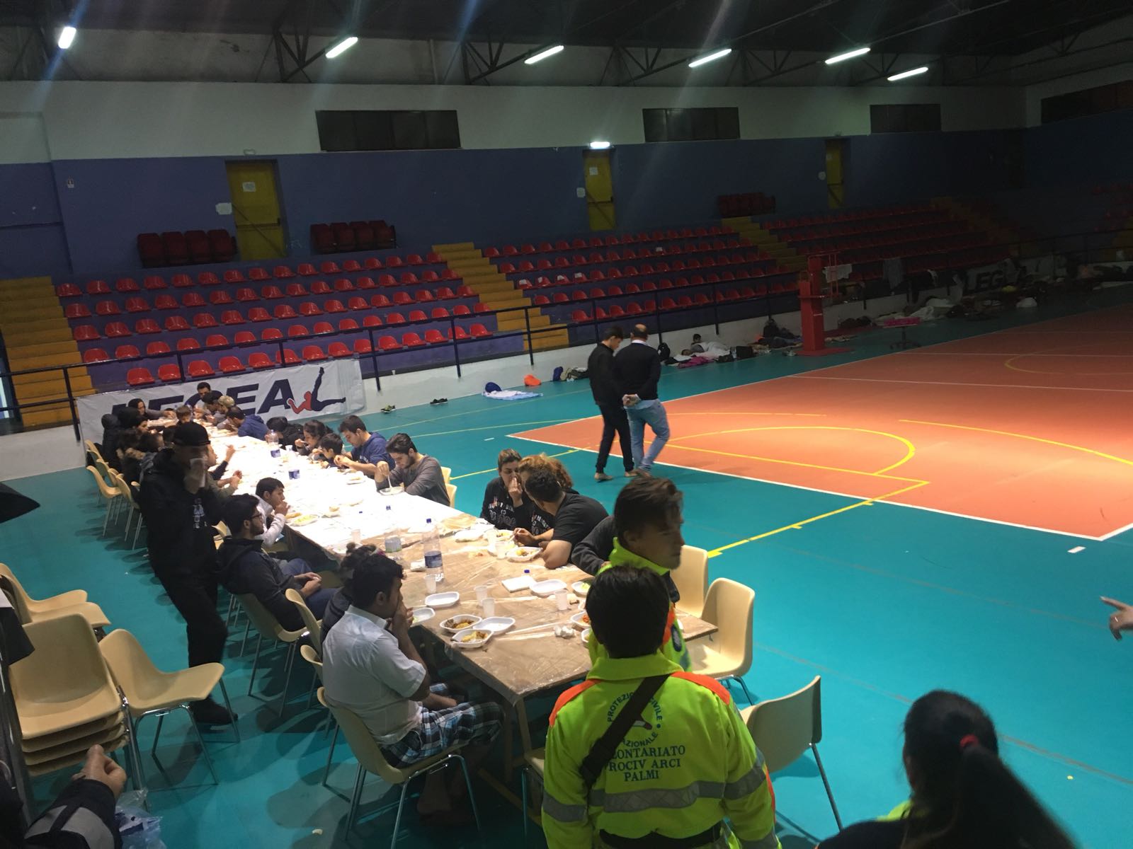 Sbarco di persone profughe sulle coste ricadenti nel territorio diocesano. Padre Giorgio Tassone ne racconta l’accoglienza