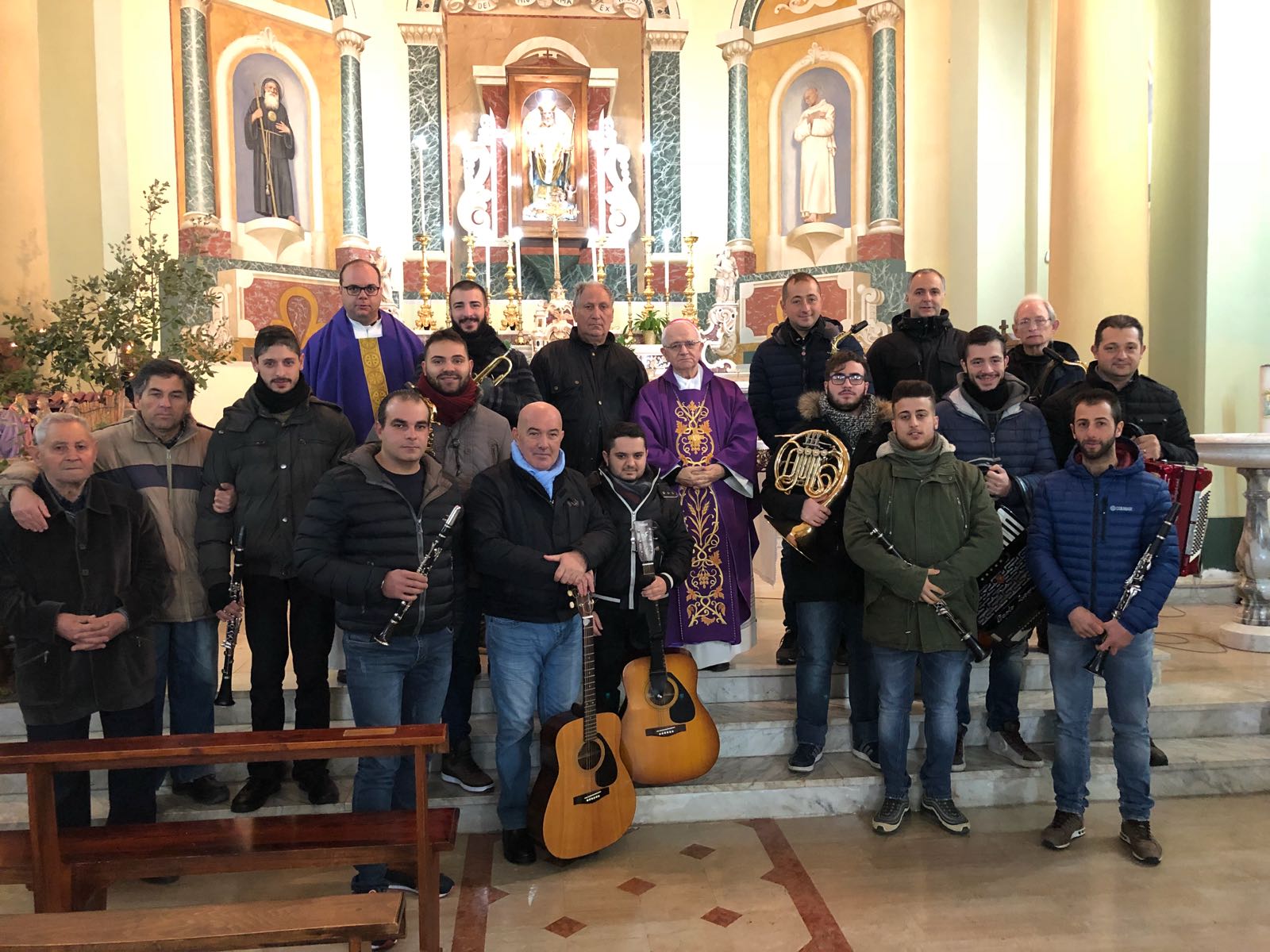 Il Vescovo Francesco conclude la novena del Natale a Oppido Mamertina