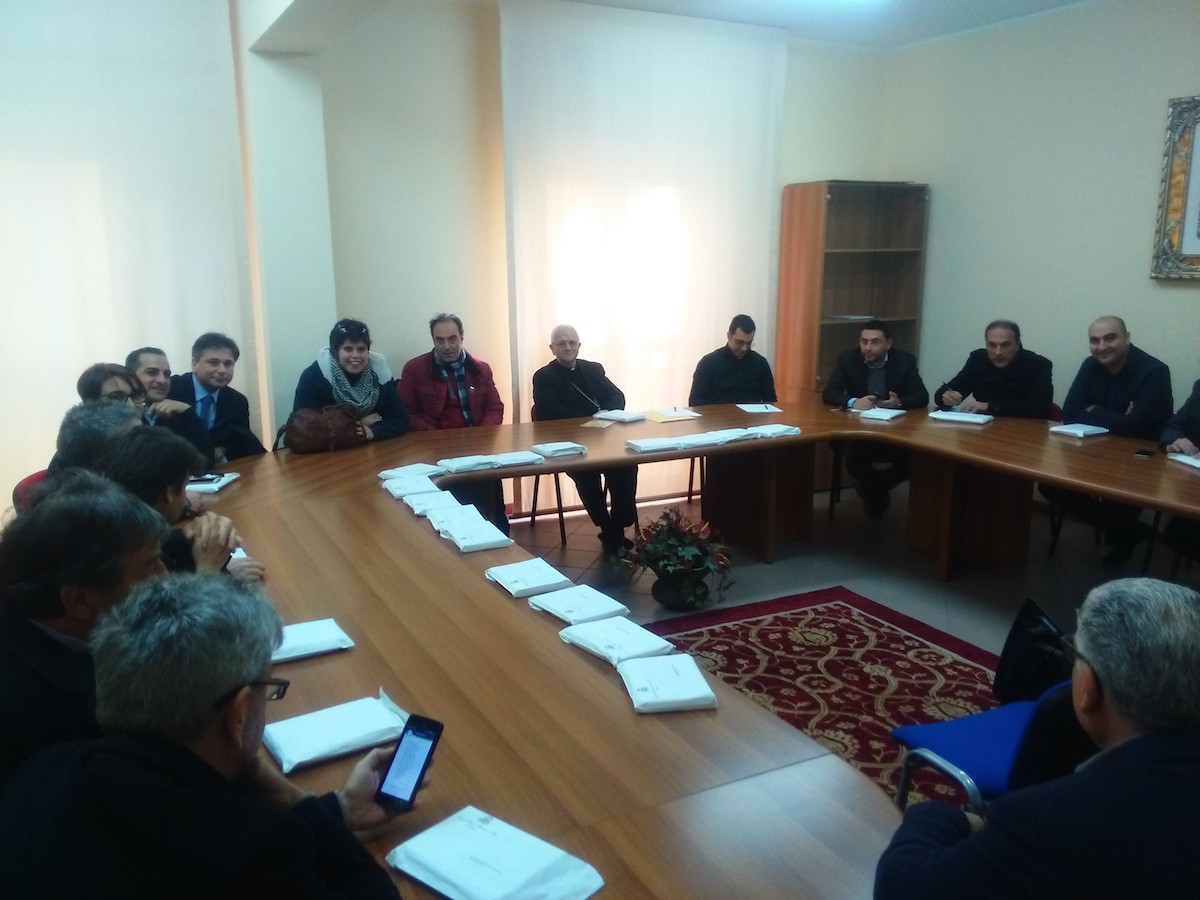 Incontro del Vescovo con i Sindaci dei comuni della Piana di Gioia Tauro