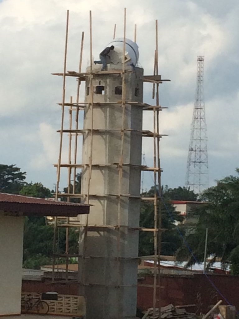 I lavori per la realizzazione del pozzo in Costa d’Avorio sono quasi completati