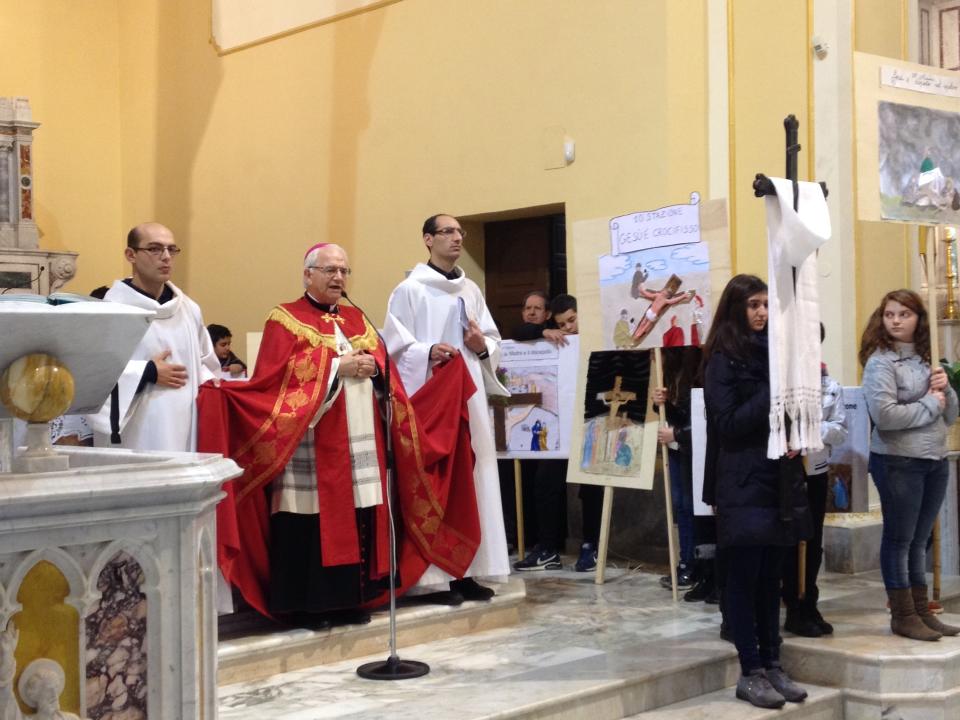 A Varapodio la Via Crucis dei ragazzi di ACR