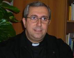 Auguri a mons. Giuseppe Satriano